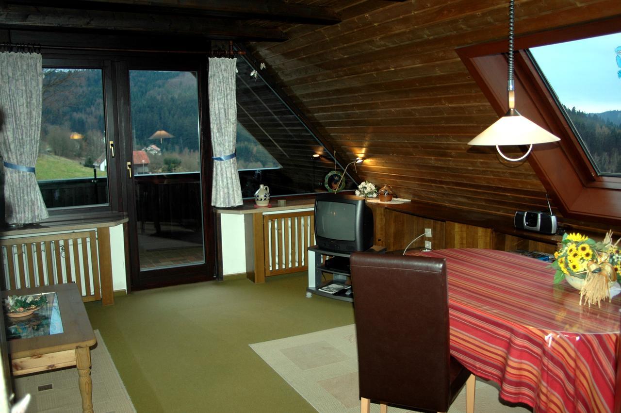 Ferienwohnung Haus Am Durrberg "St. Hubertus" ヴァルメンシュタイナハ エクステリア 写真